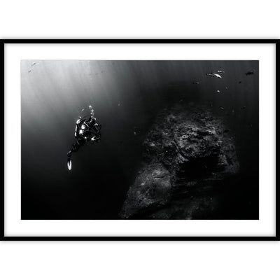 Poster van een duiker onderwater op het great barrier reef.